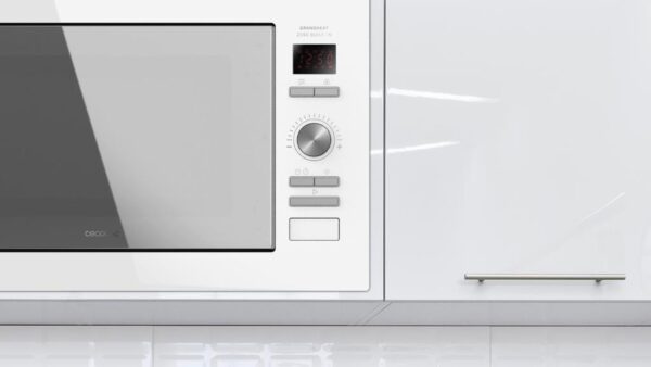 Imagen 4 Microondas encastrable GrandHeat 2590 Built-in White de 25L y 900W. Incluye grill de 1000W y 8 funciones preconfiguradas para una cocina rápida y precisa.