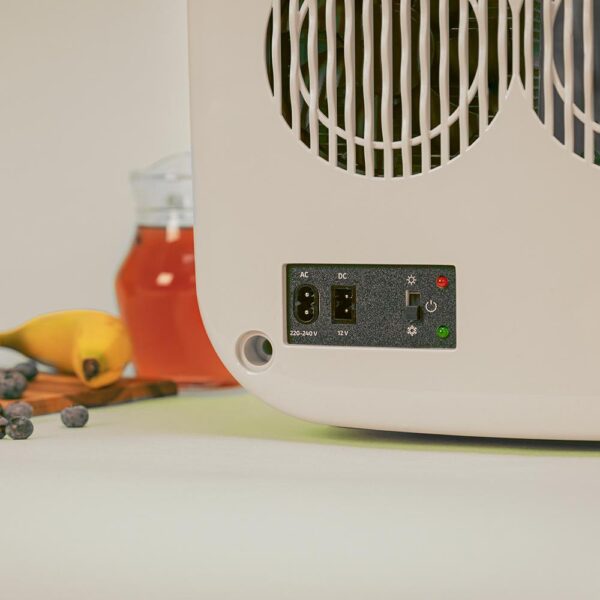 Imagen 8 Mini nevera Bolero MiniCooling 25L Bahamas Beige. Frío y calor de 7 a 65 ºC. Conexión 12V/220V ideal para coches, caravanas y hogar. Portátil y eficiente.