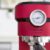 Imagen 4 Cafetera express Cafelizzia 790 Shiny Pro de 1350 W y 20 bares. Diseño compacto en rojo con manómetro, sistema Thermoblock y vaporizador para un café profesional.
