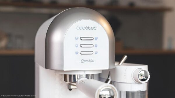 Imagen 6 Cafetera semiautomática Power Instant-ccino 20 Chic Serie Bianca de 1470W y 20 bares. Compatible con café molido y cápsulas, con depósito de leche de 0,7L.