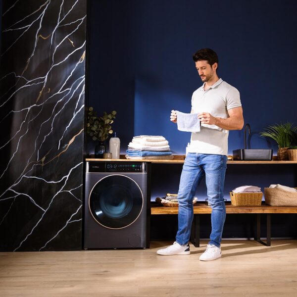 Imagen 5 Lavadora Cecotec Bolero DressCode 9900 Autodose Ice Blue de 9kg y 1400 rpm. Motor Inverter Plus, pantalla FullColor de 10,3 pulgadas, SteamMax y clase A.