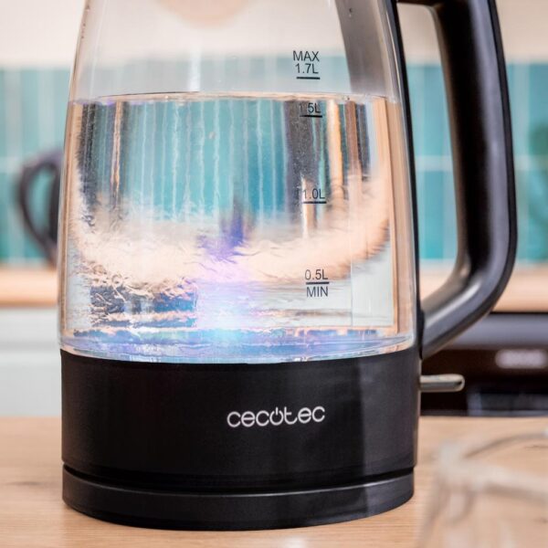 Imagen 6 Hervidor de agua de 1,7 litros y 2200 W fabricado en vidrio de borosilicato. Diseño resistente, libre de BPA, con luz LED y filtro antical desmontable.