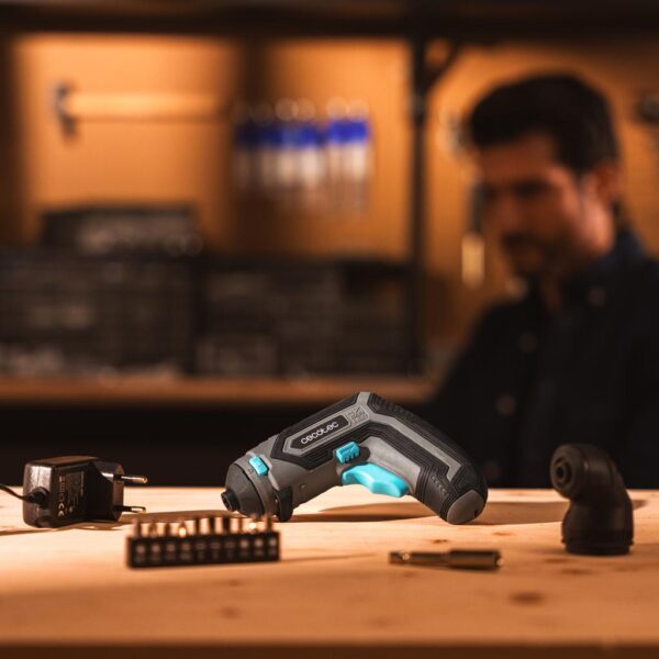 Imagen 3 Atornillador a batería PowerGyro 3500 Angle set de 3,6 V con par de 4 Nm, cabezal giratorio y accesorio de 90 grados para trabajos en espacios reducidos.