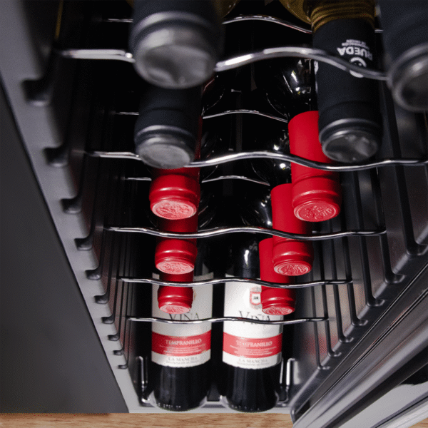 Imagen 5 Vinoteca de compresor para 12 botellas con diseño compacto. Ajuste de 8-18ºC, estantes de madera y display táctil. Ideal para conservar vinos en espacios reducidos.