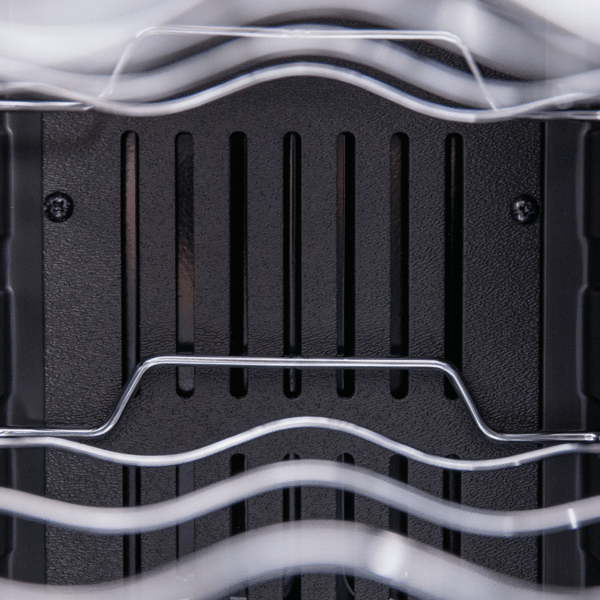 Imagen 7 Vinoteca de compresor para 12 botellas con diseño compacto. Ajuste de 8-18ºC, estantes de madera y display táctil. Ideal para conservar vinos en espacios reducidos.