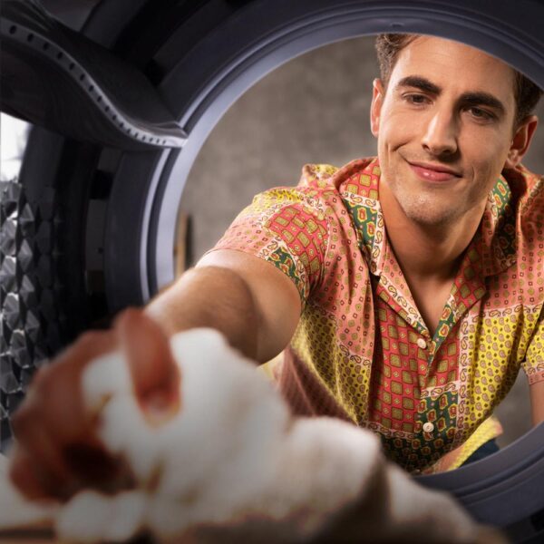 Imagen 7 Lavadora de carga frontal Bolero DressCode 9400 Inverter de Cecotec. Capacidad de 9 kg, 1400 rpm, 15 programas, motor Inverter Plus y clase energética B.