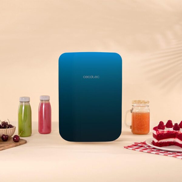 Imagen 4 Mini frigorífico retro Cecotec Bolero MiniCooling 10L Bahamas Pat 1 con función frío/calor (7-65ºC), ideal para coches y caravanas. Diseño vintage y portátil.