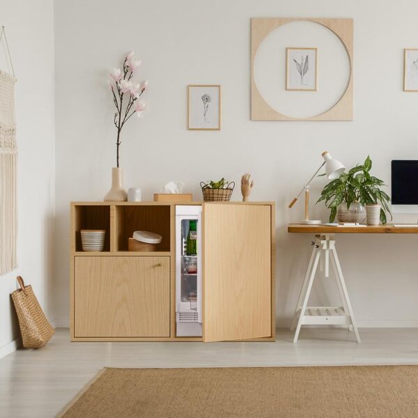 Imagen 5 Mini frigorífico integrable Bolero CoolMarket TT BI 138 White E de 138 litros. Incluye tecnología Fast Cooling, control táctil y eficiencia energética clase E.