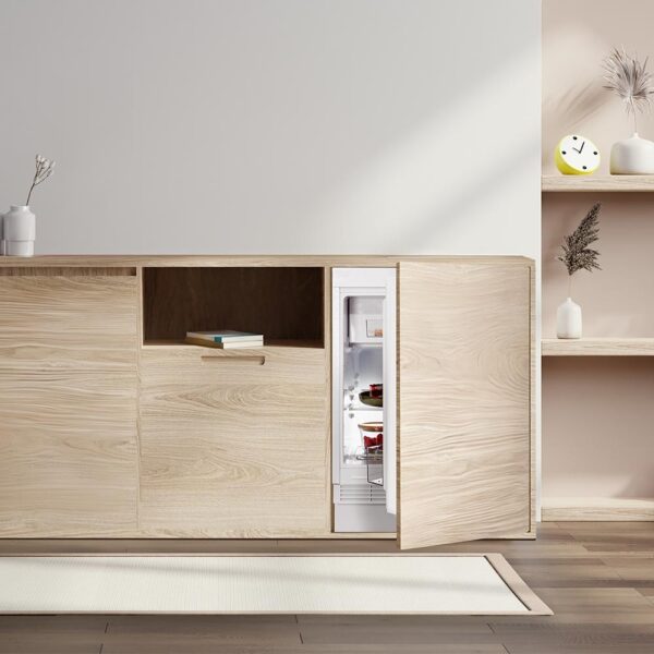 Imagen 4 Mini frigorífico integrable Cecotec Bolero CoolMarket TT BI 121 White E de 121 litros, eficiencia clase E y función Fast Freezing. Diseño compacto y eficiente.