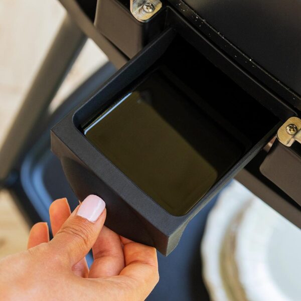 Imagen 8 Barbacoa eléctrica CECOTEC PerfectCountry 2000 EasyMove con 2000 W de potencia. Incluye superficie mixta antiadherente, tapa abatible y cómodas ruedas.