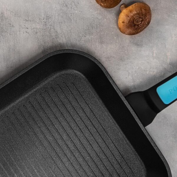 Imagen 4 Grill de 28 cm en aluminio forjado con antiadherente Teflon Platinum Plus. Fondo Full Induction apto para todo tipo de cocinas, lavavajillas y libre de PFOA.