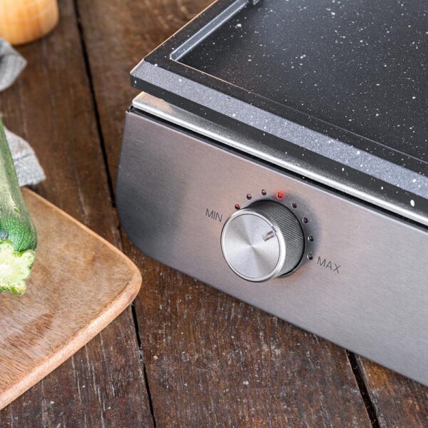 Imagen 6 Barbacoa eléctrica de sobremesa PerfectRoast 3000 Inox de CECOTEC con 3000 W, superficie mixta y revestimiento RockStone. Incluye termostato y recogegrasas.