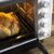 Imagen 7 Horno de convección Cecotec Bake&Toast 4600 White Gyro de 46L y 2000 W. Incluye rustidor giratorio, 12 modos de cocción y luz interior para resultados óptimos.