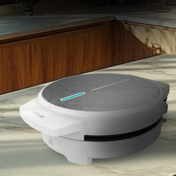Imagen 8 Gofrera circular de 1000 W con revestimiento RockStone antiadherente. Diseño en acero inoxidable para preparar un gofre grande o cinco con forma de corazón.