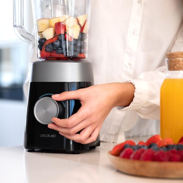 Imagen 5 Batidora de vaso Power Black Titanium 1300MAX B de 1300 W. Incluye cuchillas de titanio negro, jarra de 1,5 L, 2 velocidades y función Pulse para picar hielo.