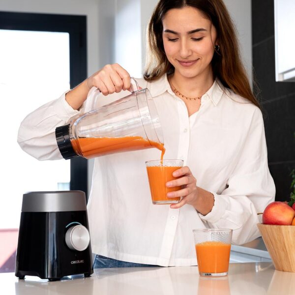 Imagen 6 Batidora de vaso Power Black Titanium 1300MAX B de 1300 W. Incluye cuchillas de titanio negro, jarra de 1,5 L, 2 velocidades y función Pulse para picar hielo.