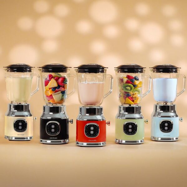 Imagen 4 Batidora de vaso RetroTwist Red de Cecotec con 800 W de potencia, jarra de 1 L y cuchillas de titanio negro. Diseño vintage y eficiencia para tus recetas diarias.