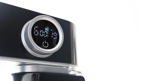 Imagen 5 Batidora amasadora Twist&Fusion 4000 Luxury Black con motor DC de 800 W, cuerpo de aluminio fundido y bol de 5,2 L. Ideal para repostería profesional en casa.