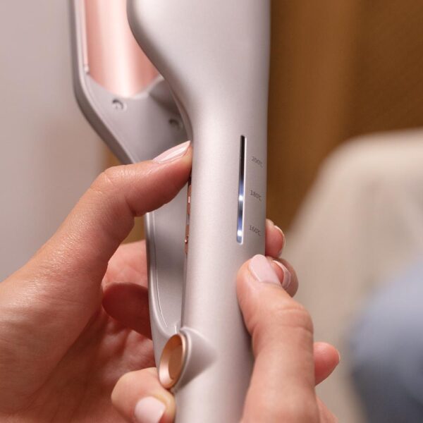 Imagen 5 Crea ondas surferas con Bamba RitualCare 2000 Summer Waves. Cerámica, turmalina y temperatura regulable con pantalla LCD para un cabello brillante y protegido.