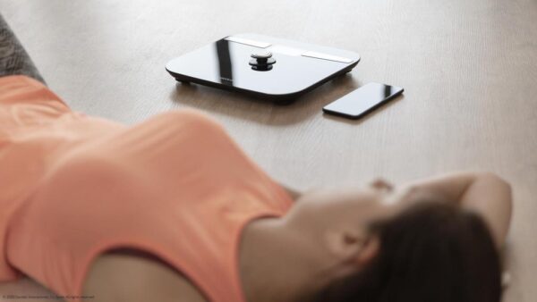 Imagen 8 Báscula de baño Cecotec Surface Precision EcoPower 10200 Smart Healthy Black sin pilas. Vidrio templado, alta precisión y conexión APP para control de peso.