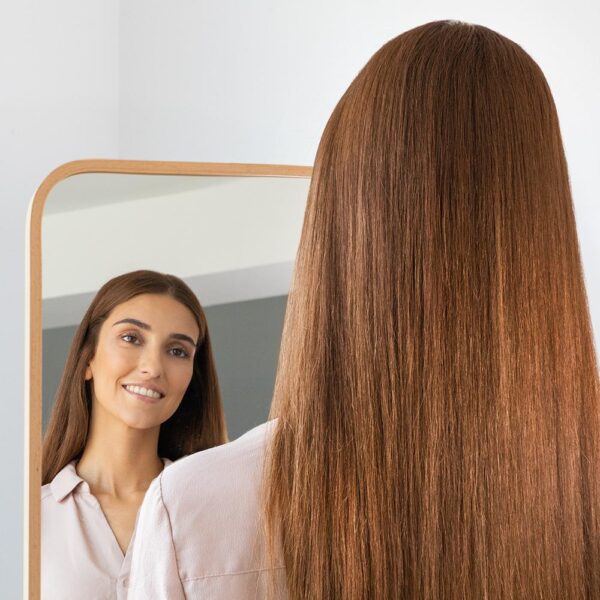 Imagen 5 Cepillo alisador Bamba InstantCare 1200 Look Brush con revestimiento de cerámica y turmalina. Control de temperatura de 120ºC a 180ºC y calentamiento en 60 segundos.