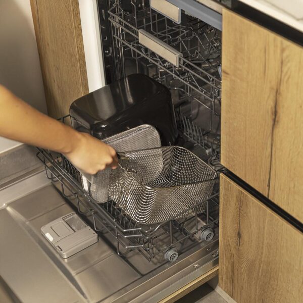 Imagen 7 Freidora digital de 4,2 L y 3270 W con filtro OilCleaner. Cocina rápida con 5 programas, cuerpo de acero inoxidable y piezas aptas para lavavajillas.