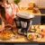 Imagen 4 Robot de cocina WiFi con 37 funciones y App. Incluye jarra Habana antiadherente, báscula integrada y sistema OneClick para cambio fácil de accesorios.