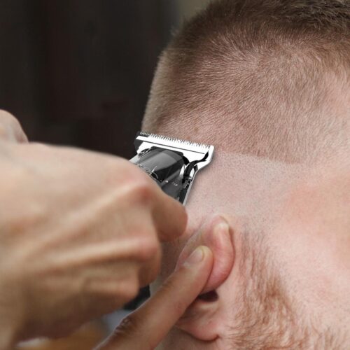 Imagen 2 Cecotec PrecisionCare Warrior: perfiladora de pelo profesional con motor silencioso, cuchillas de alta precisión y pantalla LCD para un control total del corte.