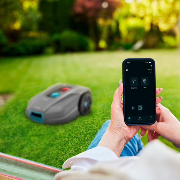 Imagen 8 Robot cortacésped Conga GrassHopper 800 Connected con motor Digital Brushless. Cubre hasta 800 m2, supera pendientes del 35% y se controla mediante APP.