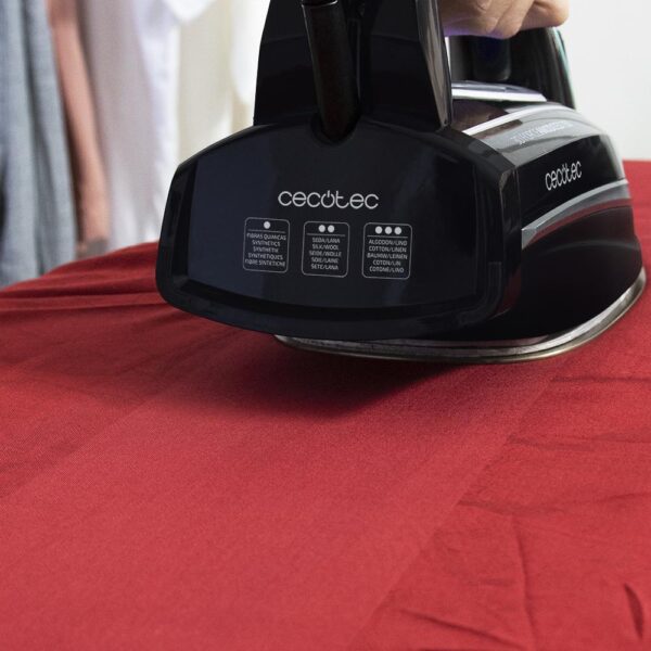 5103-Imagen-4 Imagen 4 Plancha de vapor inteligente de 3100 W con doble suela anodizada, pantalla LCD y golpe de vapor de 200 g/min. Resultados profesionales en todo tipo de tejidos.