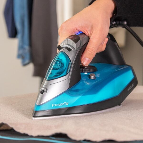 Imagen 6 Plancha de vapor Cecotec Fast&Furious 5020 Force de 2600 W. Suela ultradeslizante, vapor continuo de 60 g/min y golpe de 210 g/min para un planchado eficiente.