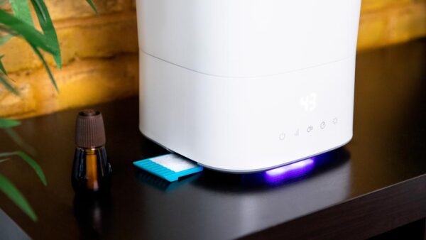 5612-Imagen-6 Imagen 6 Humidificador BreezeCare 3500 Warm con 5,5L de capacidad, 400 ml/h de vaporización y filtro cerámico. Cubre hasta 35 m² con una autonomía de hasta 22 horas.