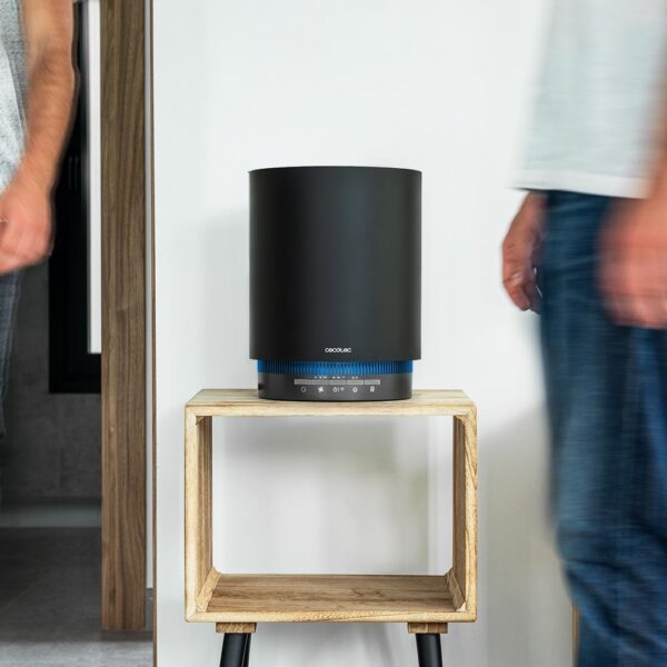 Imagen 7 Purificador de aire Cecotec con 130 CADR, 4 etapas de filtrado y control Wi-Fi. Elimina partículas nocivas en estancias de hasta 40 m³ con eficiencia y bajo consumo.