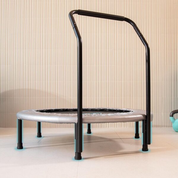 7194-Imagen-5 Imagen 5 Trampolín de fitness DrumFit Jump 920 de Cecotec con 92 cm de diámetro y base de 6 patas. Soporta hasta 100 kg, ideal para entrenamientos cardiovasculares.