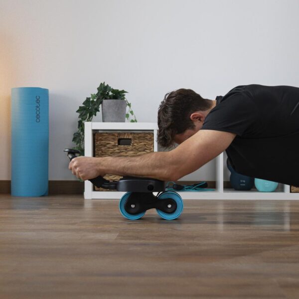 Imagen 4 Rueda abdominal Drumfit AB Fit Pro de Cecotec con rebote automático, soporte para codos y diseño compacto. Incluye esterilla antideslizante y acolchada.