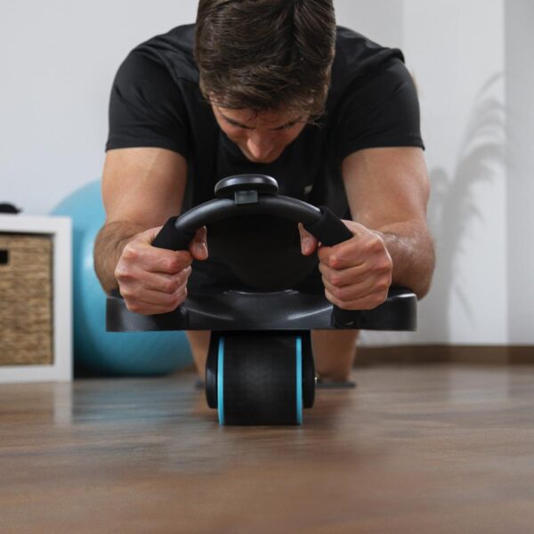 Imagen 5 Rueda abdominal Drumfit AB Fit Pro de Cecotec con rebote automático, soporte para codos y diseño compacto. Incluye esterilla antideslizante y acolchada.