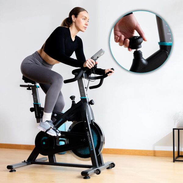 Imagen 7 Bicicleta de spinning Drumfit Indoor 24000 Race Sprint con volante de 24 kg, resistencia por fricción, pulsómetro, pantalla LCD y conectividad con APP.