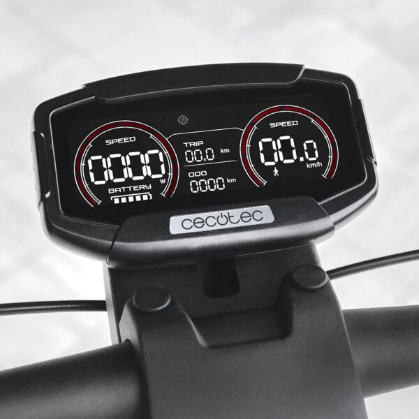 Imagen 8 Patinete eléctrico Cecotec Bongo Serie Doble Z 75 con motor dual de 2200W, batería de 60V y 16000 mAh. Ofrece hasta 75 km de autonomía y supera pendientes del 15%.