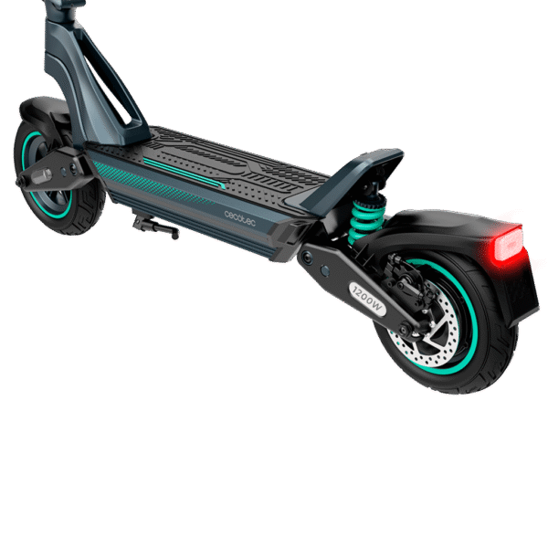 Imagen 3 Patinete eléctrico Bongo Serie Y65 de Cecotec con 1200 W de potencia máxima, autonomía de 65 km y batería de 48V. Ideal para pendientes del 15 % y movilidad urbana.