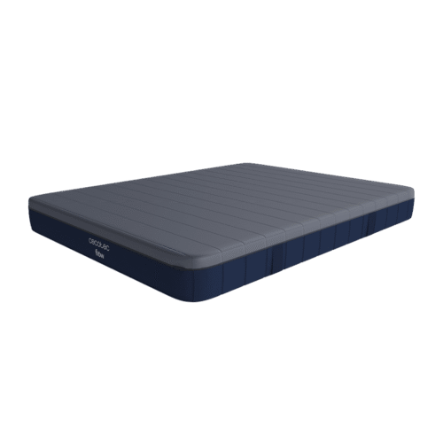 Vista frontal del Set de 6 cuchillos Cecotec Swiss Chef color negro con hojas de acero inoxidable y revestimiento cerámico en su caja original