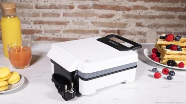 Imagen 7 Gofrera eléctrica de 1200 W con revestimiento RockStone antiadherente. Capacidad para 2 gofres grandes, termostato regulable y material ecológico libre de tóxicos.
