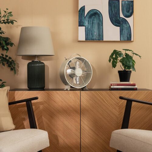 8211-Imagen-2 Imagen 2 Ventilador de sobremesa beige estilo retro de 8" y 25 W. Tecnología EnergySilence, 2 velocidades y diseño compacto para máxima frescura y mínimo ruido.