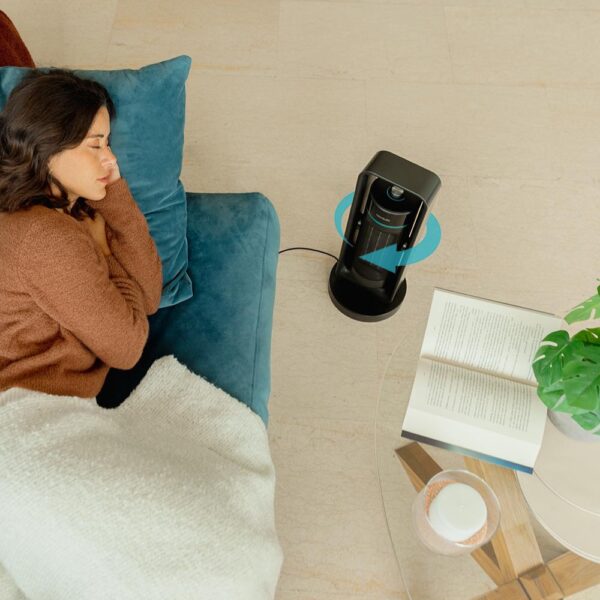 8272-Imagen-6 Imagen 6 Calefactor cerámico vertical de 2000 W con oscilación y termostato regulable. Incluye 3 modos de funcionamiento y protección contra sobrecalentamiento.