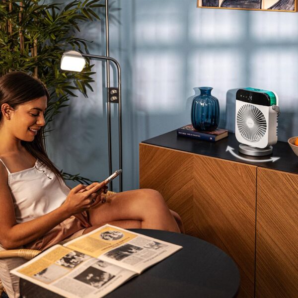 8356-Imagen-7 Imagen 7 Climatizador de sobremesa con oscilación y pantalla digital. Depósito de 300 ml, temporizador programable y control táctil para un ambiente fresco y confortable.