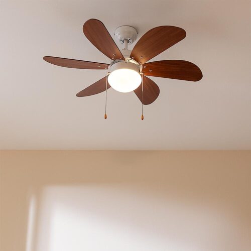 8367-Imagen-2 Imagen 2 Ventilador de techo de 36” con 50 W, luz integrada y 6 aspas reversibles. Incluye sistema EnergySilence, 3 velocidades y función verano/invierno eficiente.