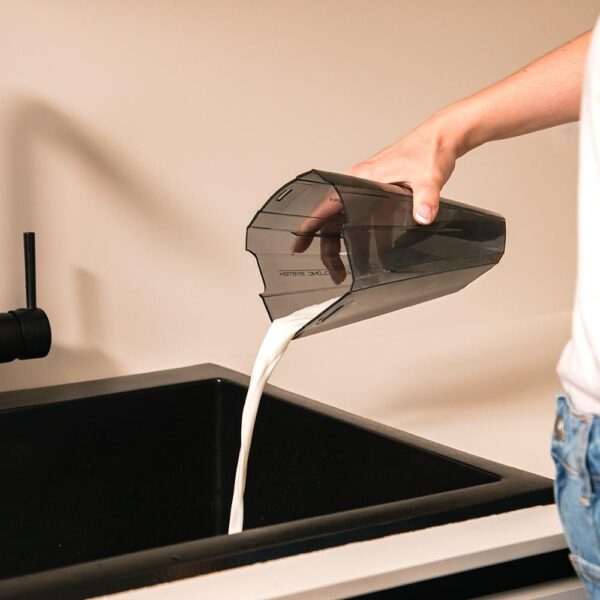 Imagen 7 Aspirador de mano Conga Rockstar Hand 8,4V para sólidos y líquidos. Tecnología ciclónica, batería Li-Ion y depósito de 500 ml. Limpieza eficiente y sin cables.