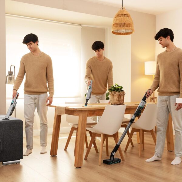 Imagen 2 Aspirador vertical Cecotec Scoba 2100 Twice ultraligero de 1,55 kg. Motor Brushless de 210W, succión de 20 kPa y cabezal omnidireccional para limpieza ágil.