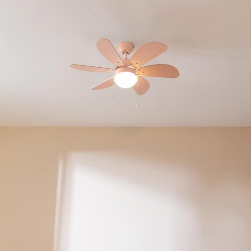 8449-Imagen-2 Imagen 2 Ventilador de techo de 92 cm con luz y motor de 50 W. Incluye 6 aspas reversibles, 3 velocidades y función verano-invierno para una climatización eficiente.