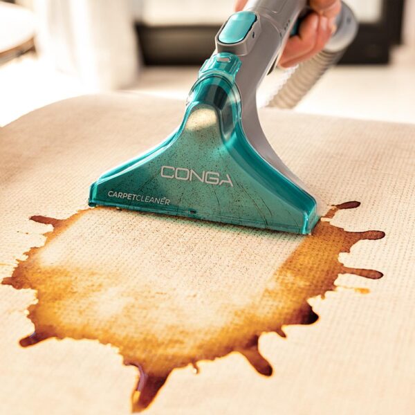 Imagen 5 Aspirador de tapicerías Cecotec con 800 W de potencia, doble depósito de agua y kit de accesorios para una limpieza profunda y eficaz en sofás y alfombras.