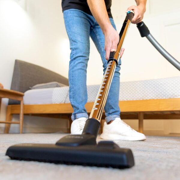 Imagen 8 Aspirador de trineo Conga Powerbag 2500 Plus de 850 W con bolsa de 2,5 L, filtrado de alta eficiencia y accesorios para una limpieza profunda en todo el hogar.